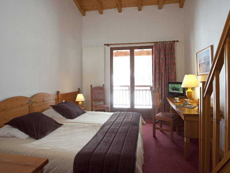 Hotel Club Mmv Le Val Cenis *** 란슬부르 몽 세니 외부 사진